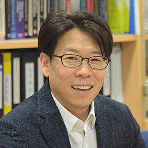 Prof. Ho-Young Cha (Hongik Univ.)
