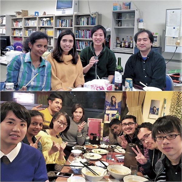 図２　研究室で指導教授と友人とともに（上）, 研究室仲間と中華料理店にて（下）